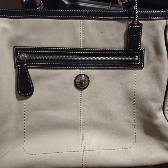 COACH Vintage Shoulder Bag Blue And Cream Colored - Picture 2 of 9